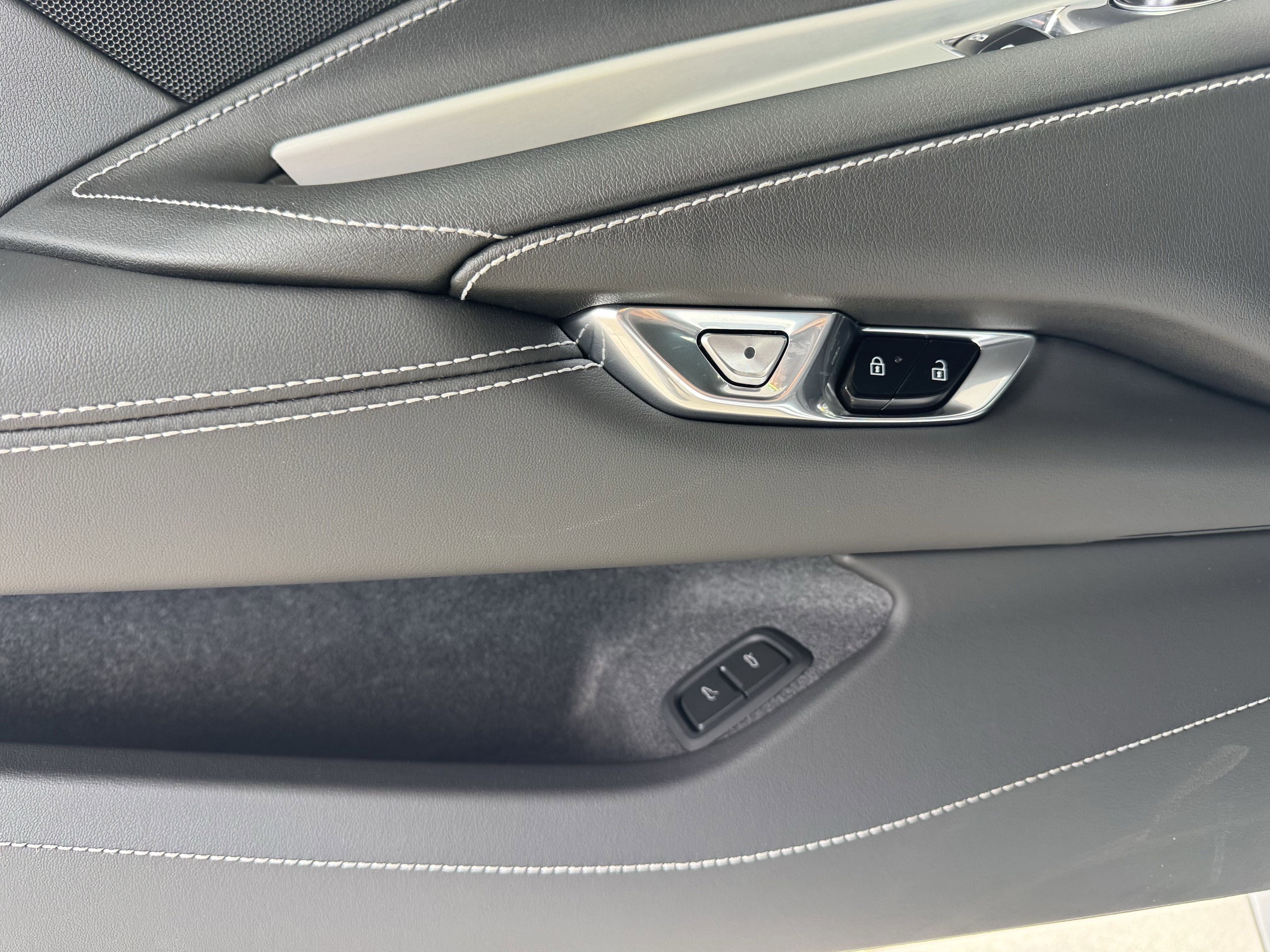 New 2026 Chevrolet Corvette Stingray Coupe w/ 1LT image 12