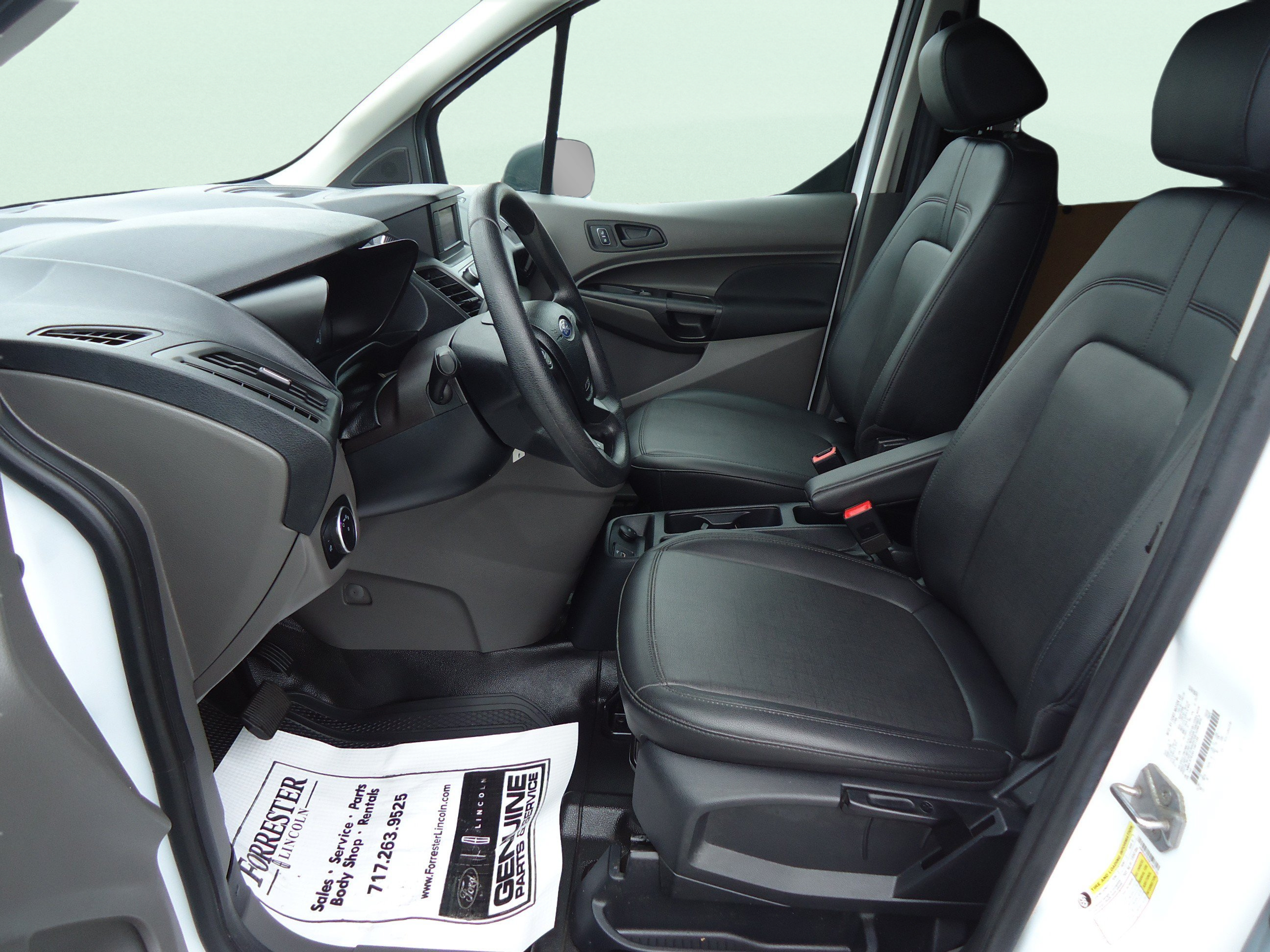 Used 2020 Ford Transit Connect XL FWD image 19