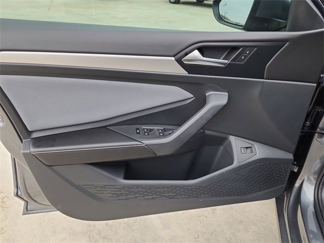 New 2026 Volkswagen Jetta SE image 8