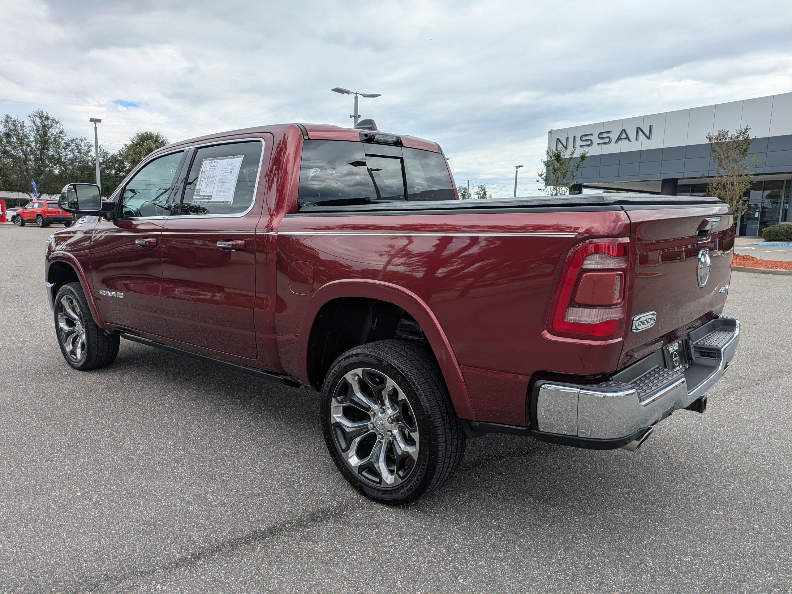 Used 2022 RAM 1500 Limited AWD/4WD image 6