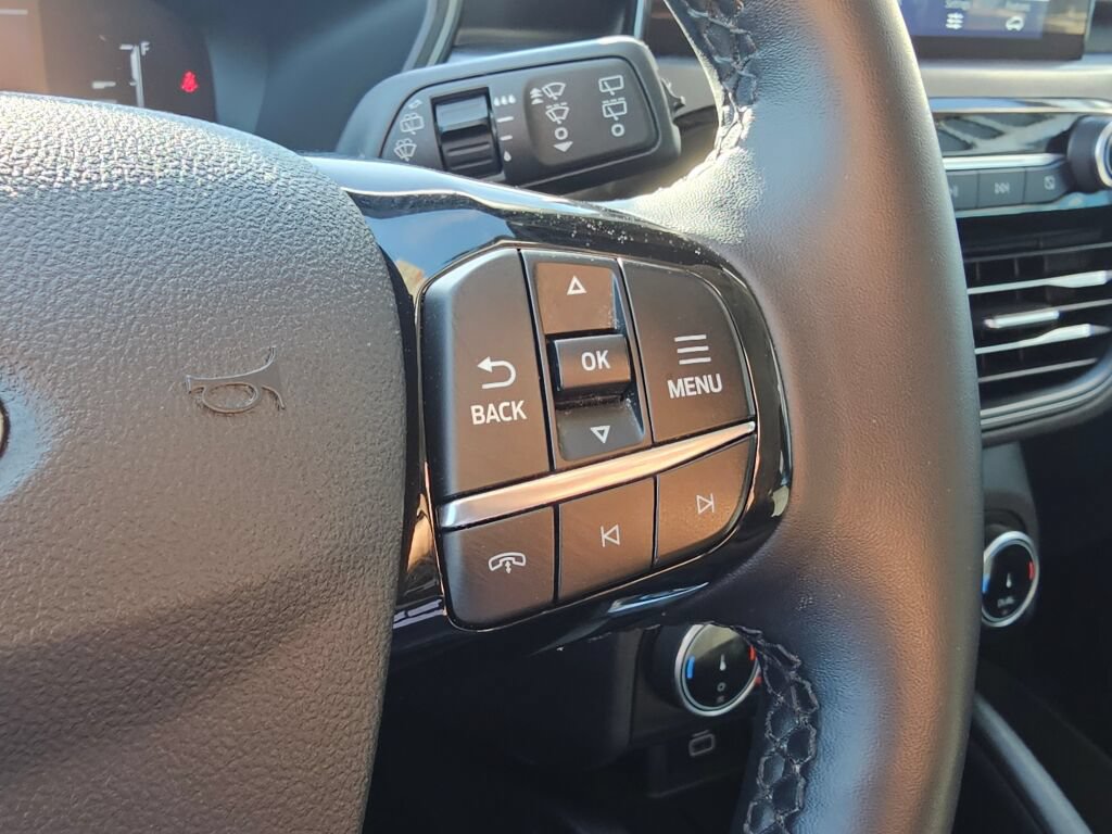Used 2024 Ford Escape Active AWD/4WD image 24