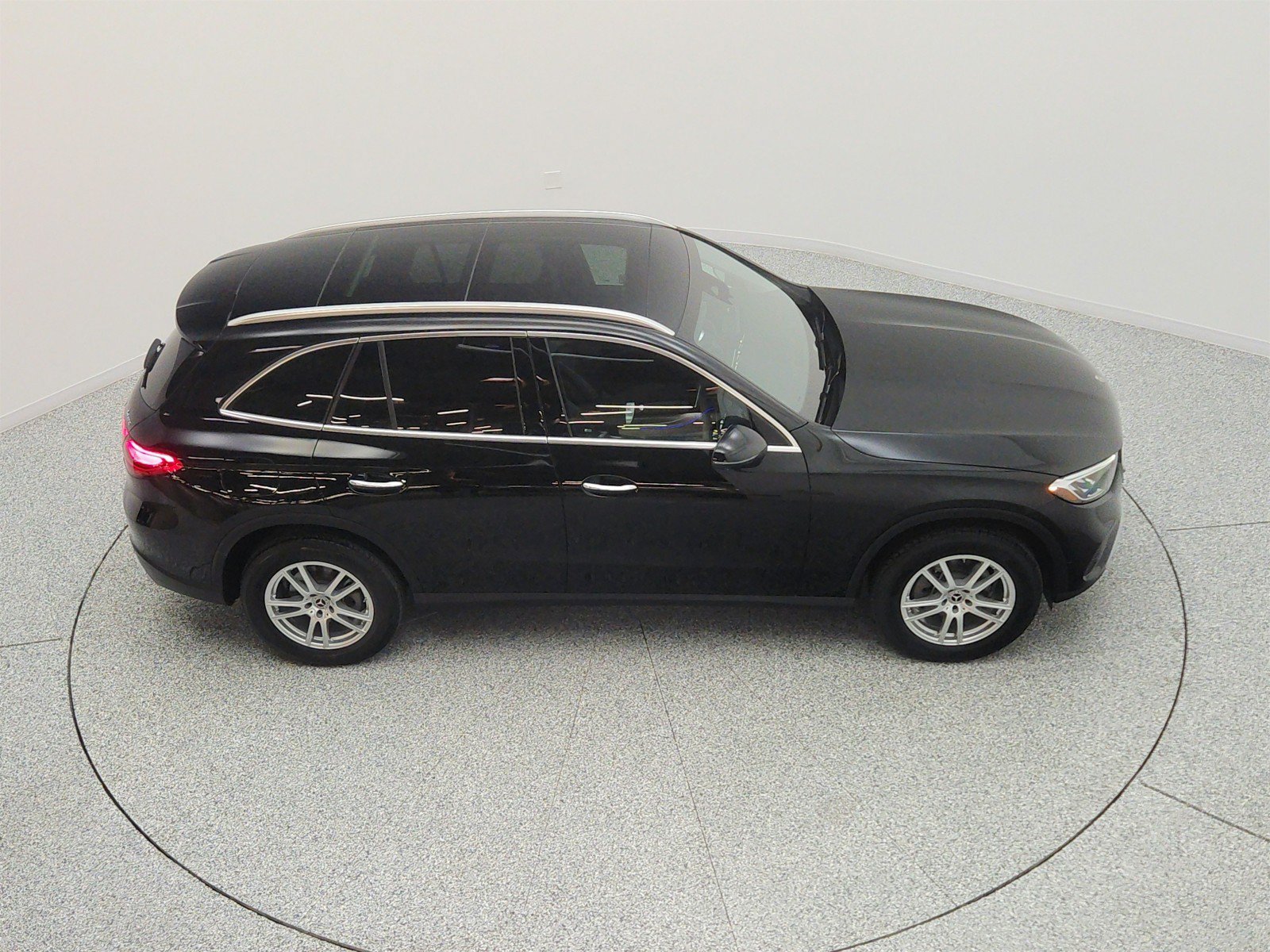 Used 2023 Mercedes-Benz GLC 300 4MATIC image 25