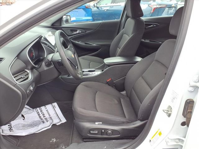 Used 2023 Chevrolet Malibu LT FWD image 14