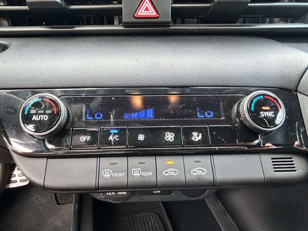 Certified 2026 Hyundai Elantra Sport FWD image 19