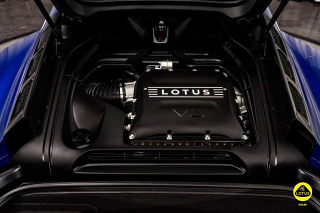 New 2025 Lotus Emira image 18