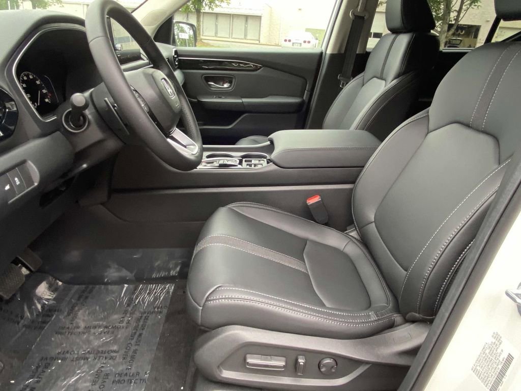 New 2025 Honda Pilot EX-L image 11