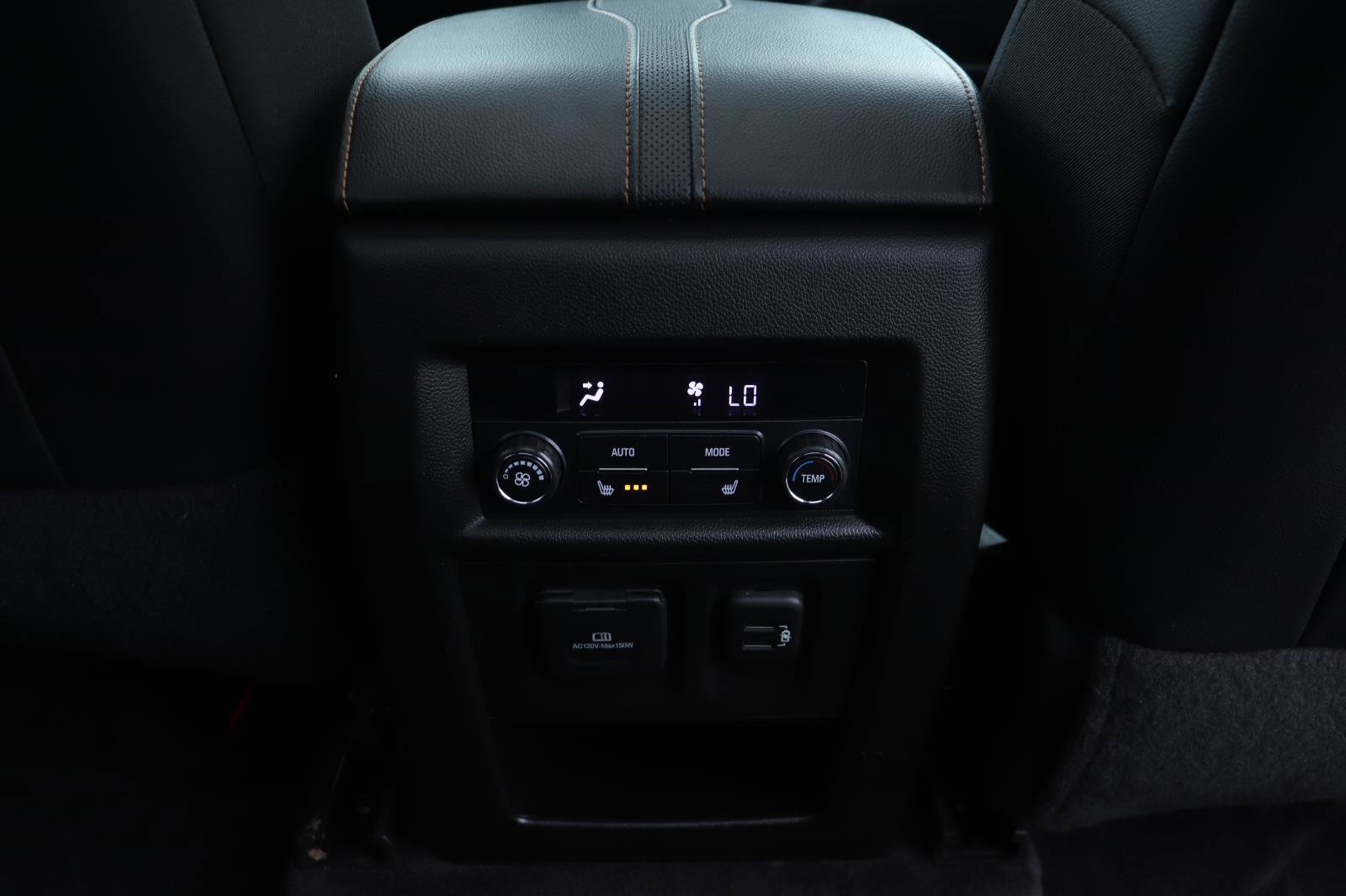 Used 2019 Chevrolet Traverse Premier w/ Driver Confidence II Package FWD image 24