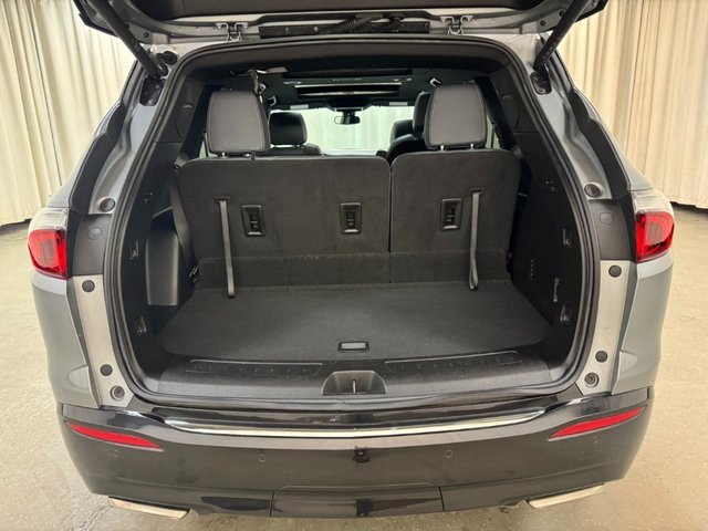 Used 2023 Buick Enclave Essence w/ Experience Buick Package image 32