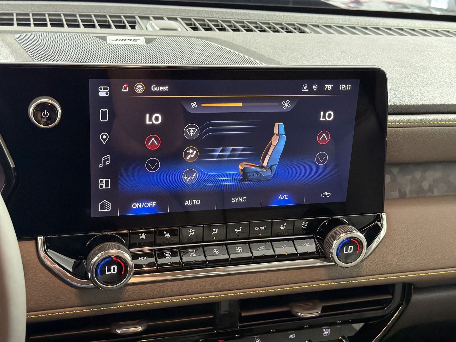 New 2026 Chevrolet Colorado ZR2 w/ Technology Package AWD/4WD image 21
