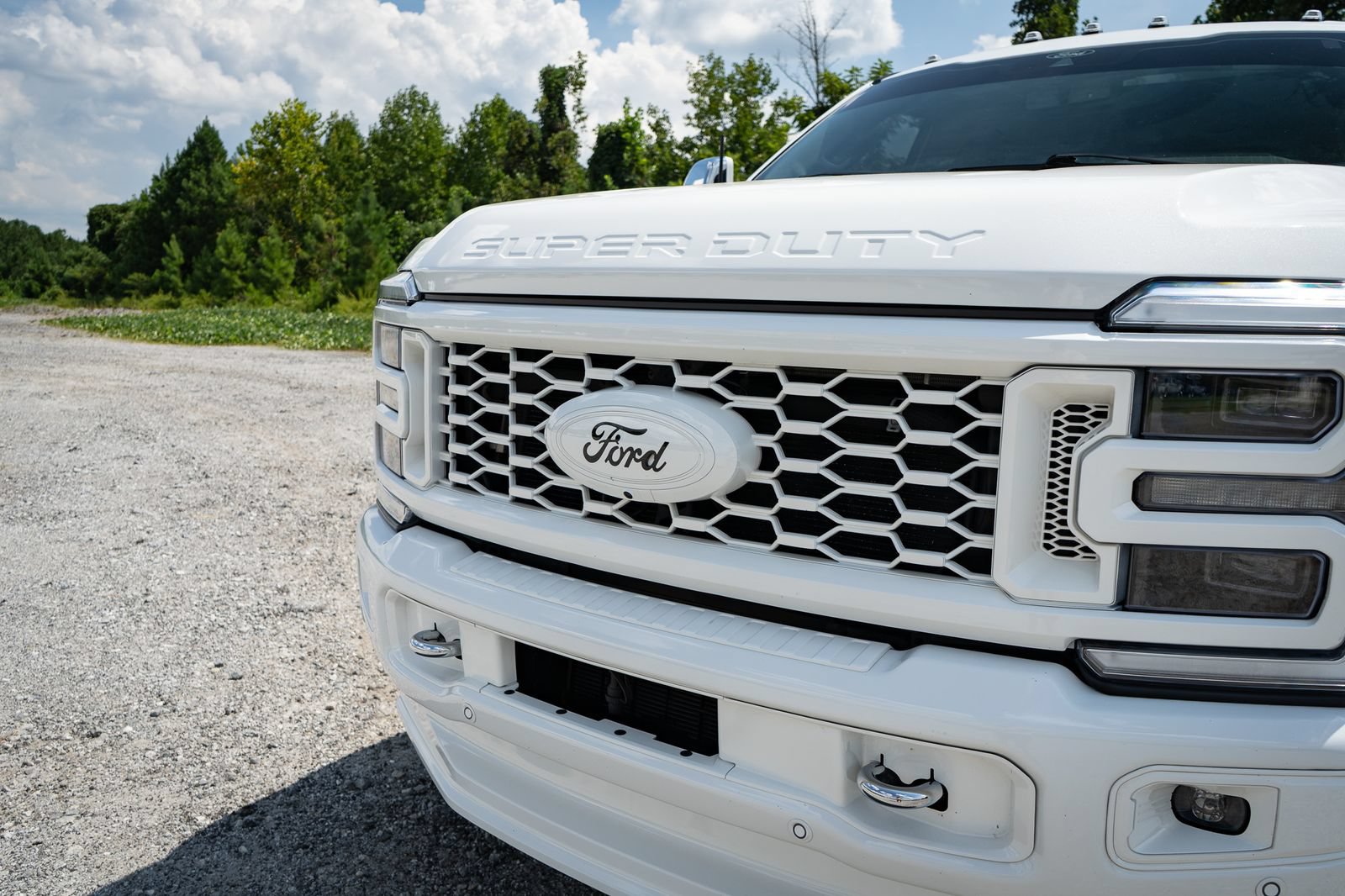 Used 2024 Ford F450 Platinum w/ FX4 Off-Road Package AWD/4WD image 9