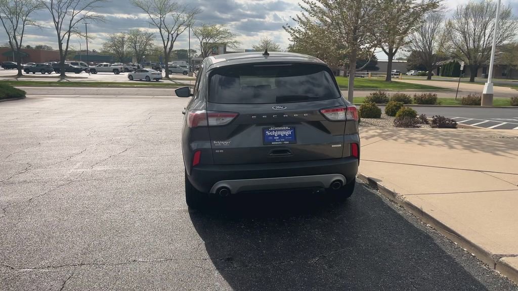 Used 2020 Ford Escape SE image 7