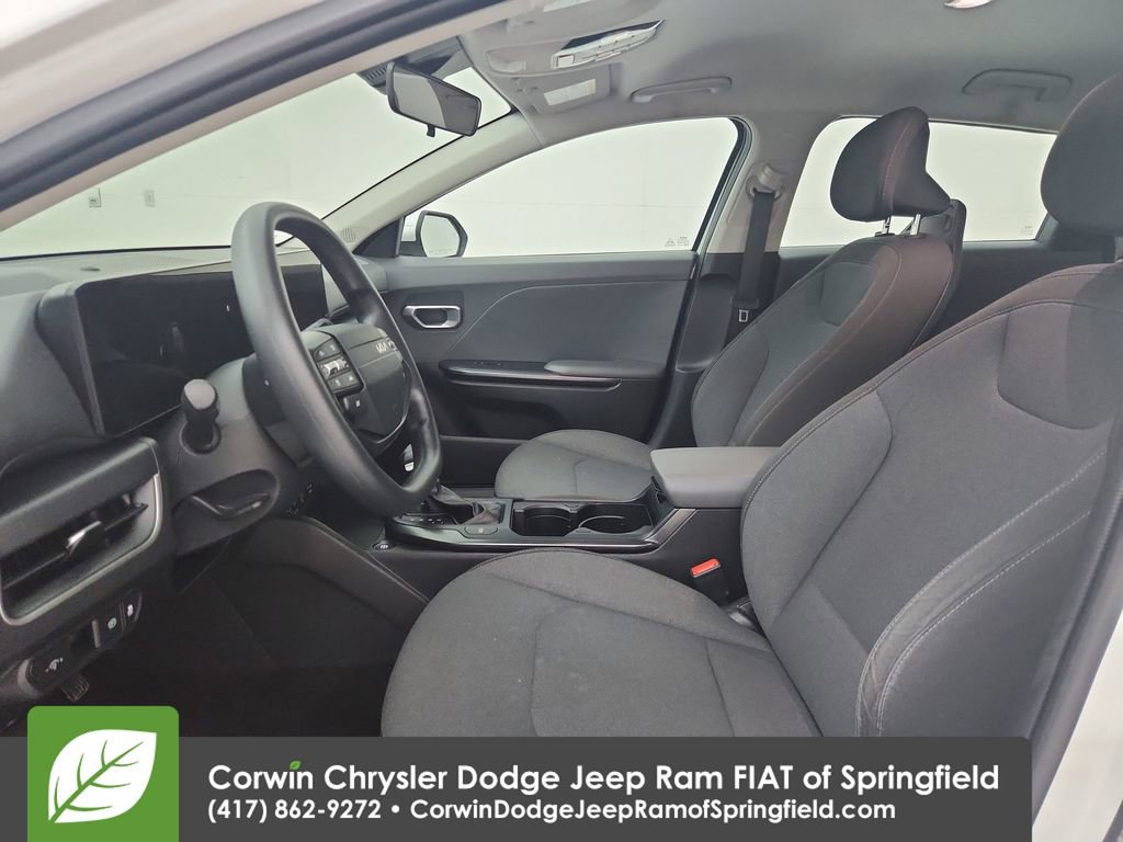 Used 2025 Kia K4 FWD image 18