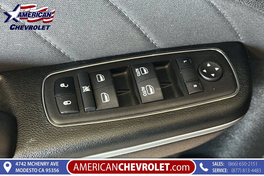 Used 2023 Dodge Charger SXT RWD image 12
