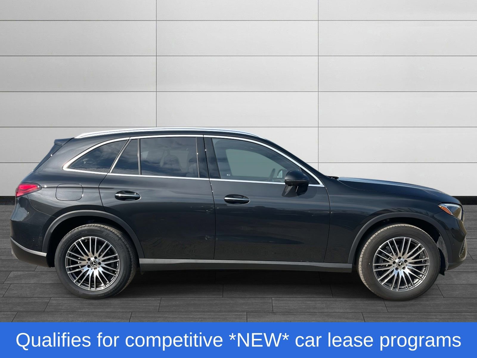 Used 2025 Mercedes-Benz GLC 300 image 2