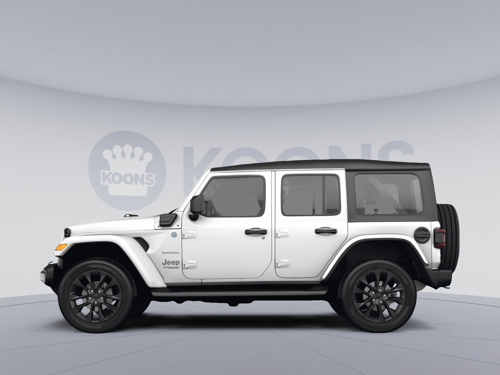 Used 2023 Jeep Wrangler Unlimited Sahara w/ Cold Weather Group AWD/4WD image 2