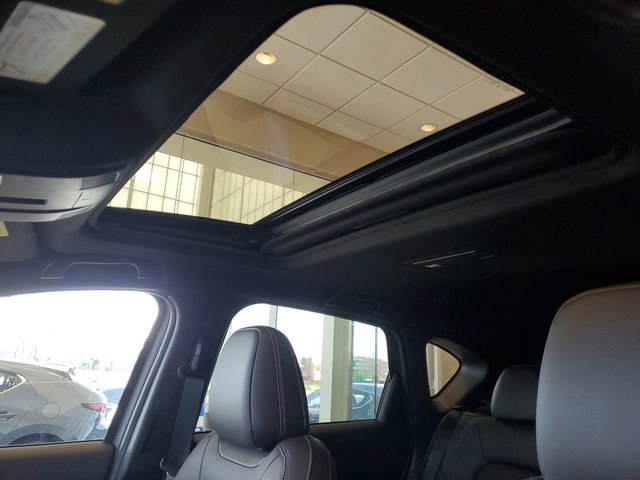 New 2025 MAZDA CX-5 Signature image 6