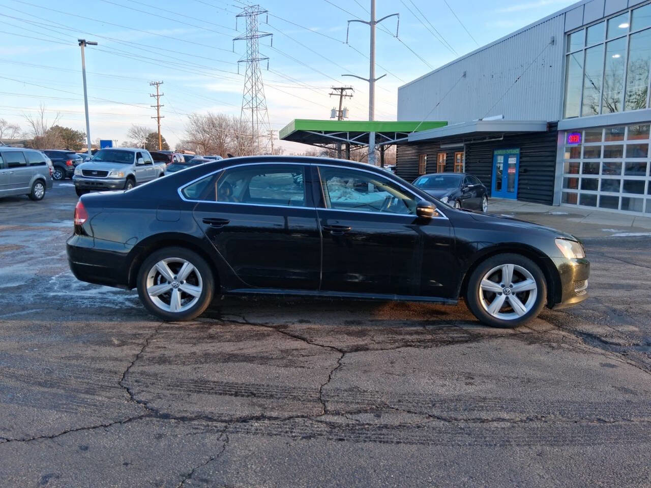 Used 2012 Volkswagen Passat 2.5 SE image 4