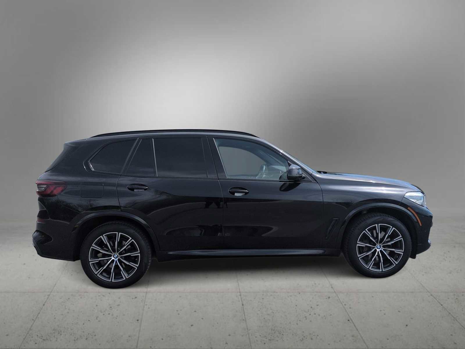Used 2021 BMW X5 xDrive45e w/ M Sport Package AWD/4WD image 9