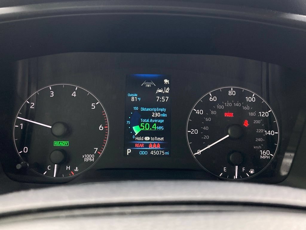 Used 2025 Toyota Corolla LE FWD image 12
