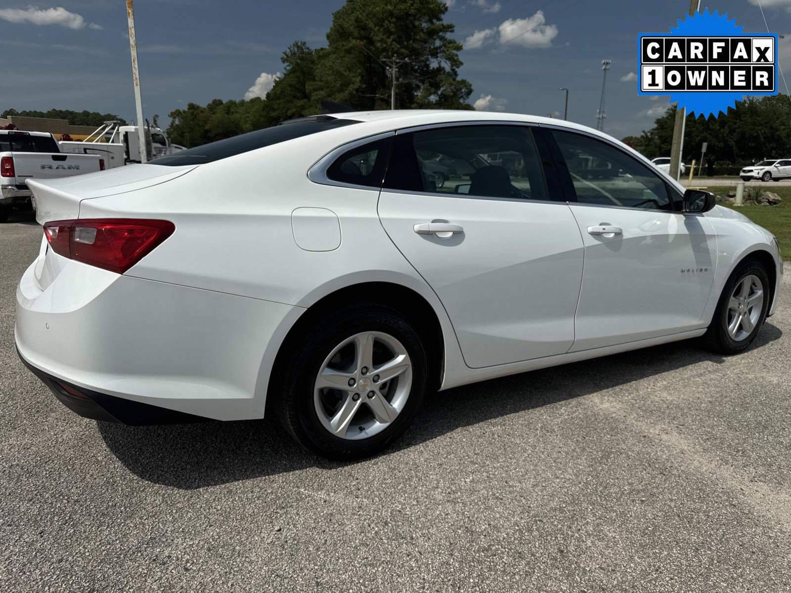 Used 2024 Chevrolet Malibu LS w/ Driver Confidence Package FWD image 4