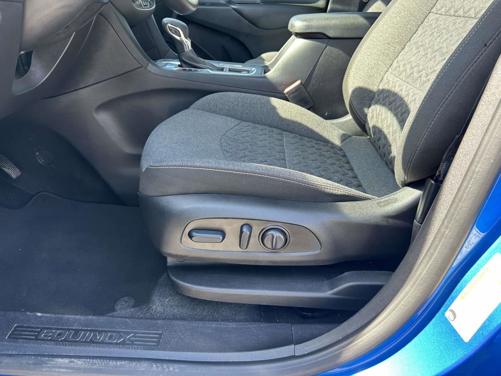 Used 2024 Chevrolet Equinox LT image 19