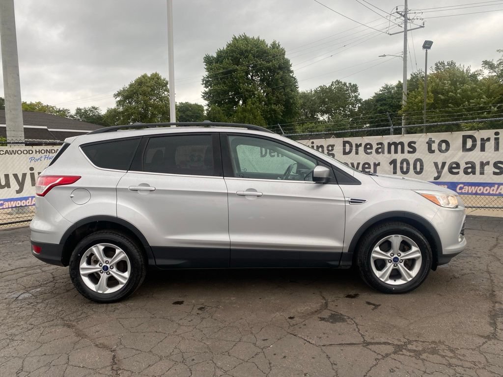 Used 2014 Ford Escape SE w/ Leather Comfort Package AWD/4WD image 2