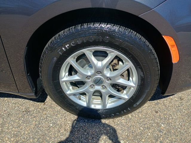 Used 2022 Chrysler Pacifica Touring-L image 10