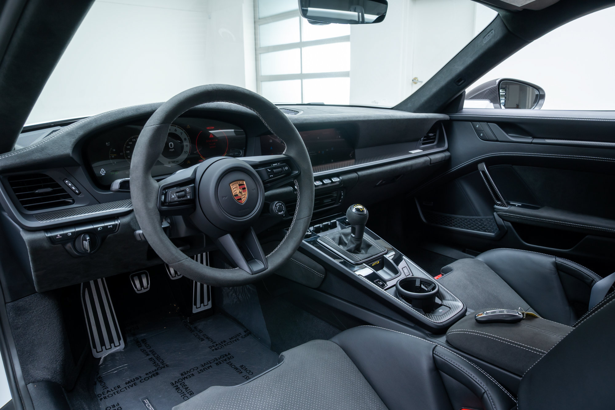 Used 2026 Porsche 911 GT3 RWD image 39