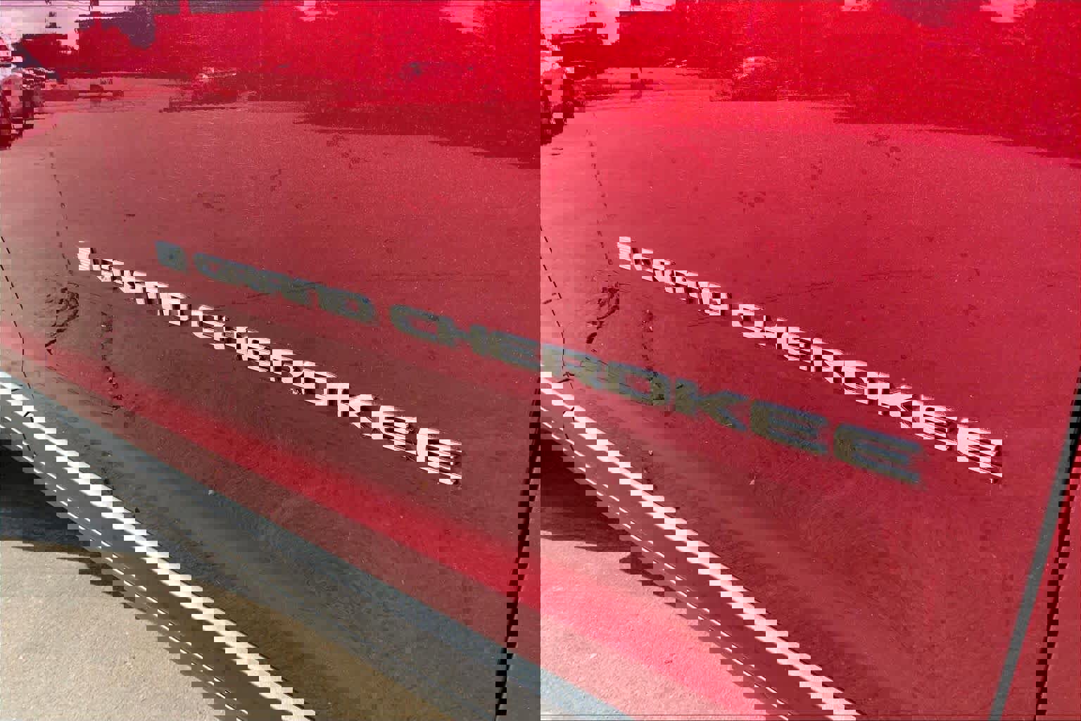 Used 2023 Jeep Grand Cherokee Laredo w/ Luxury Tech Group I image 30