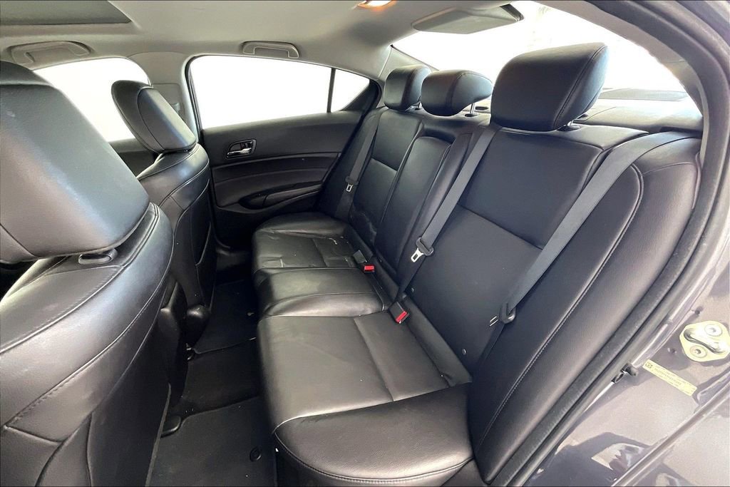 Used 2017 Acura ILX image 31