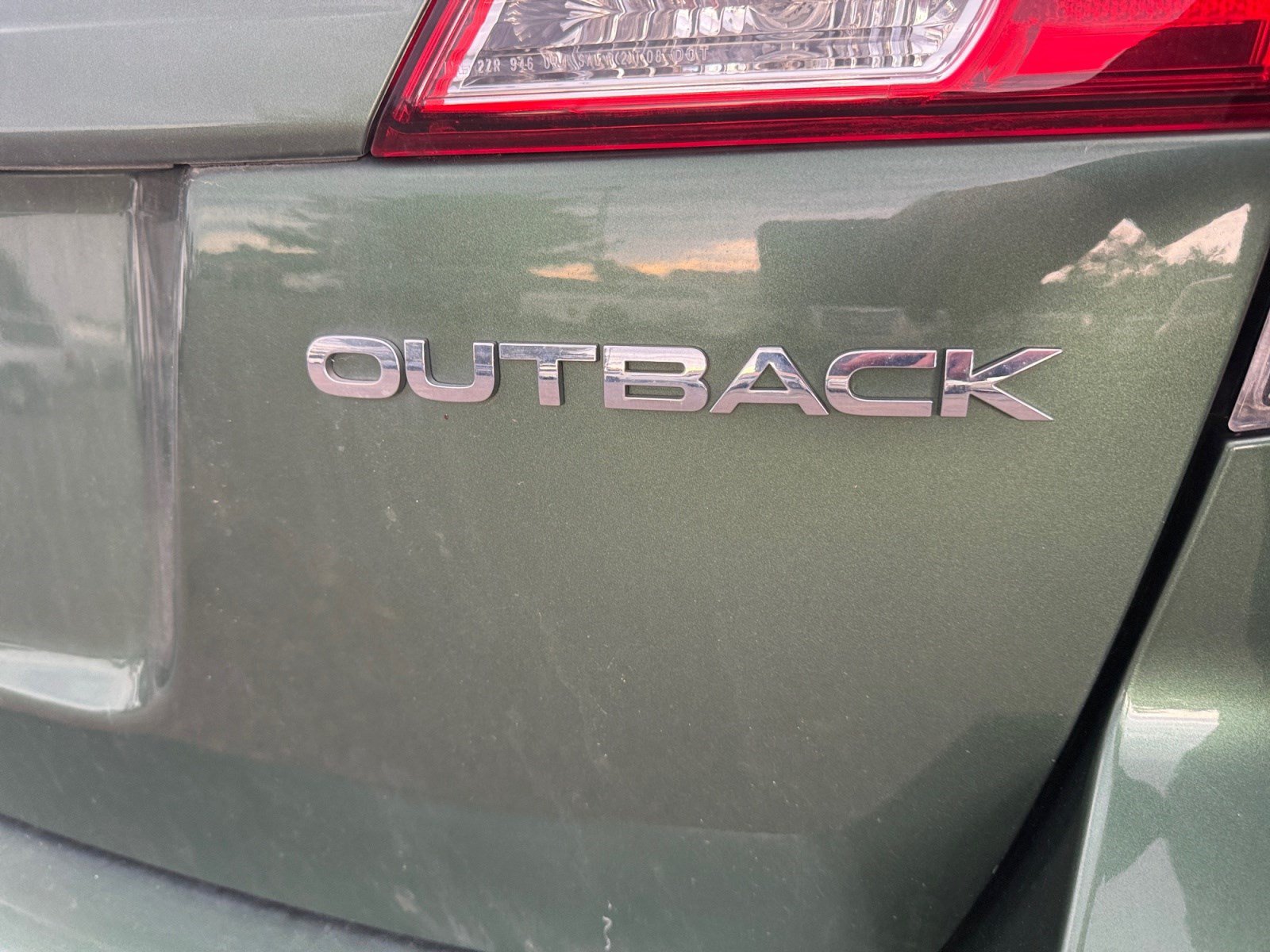 Used 2014 Subaru Outback 2.5i Limited AWD/4WD image 23