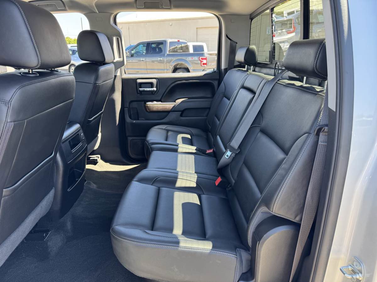 Used 2017 Chevrolet Silverado 1500 LTZ w/ LTZ Plus Package AWD/4WD image 19