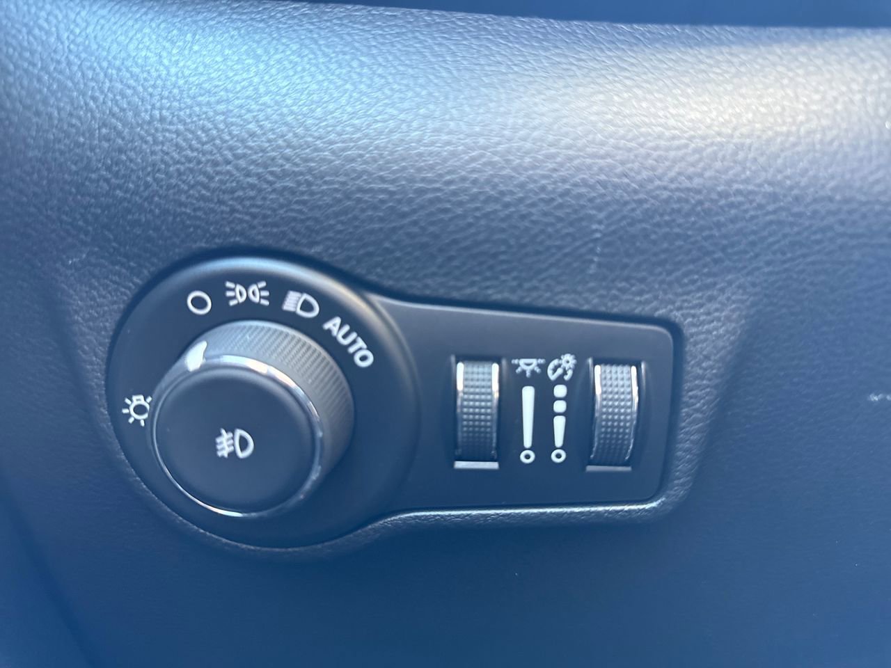 Used 2024 Jeep Compass Trailhawk image 26