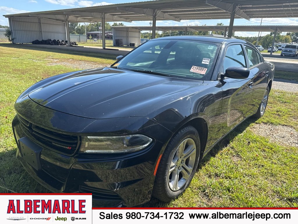 Used 2018 Dodge Charger SXT