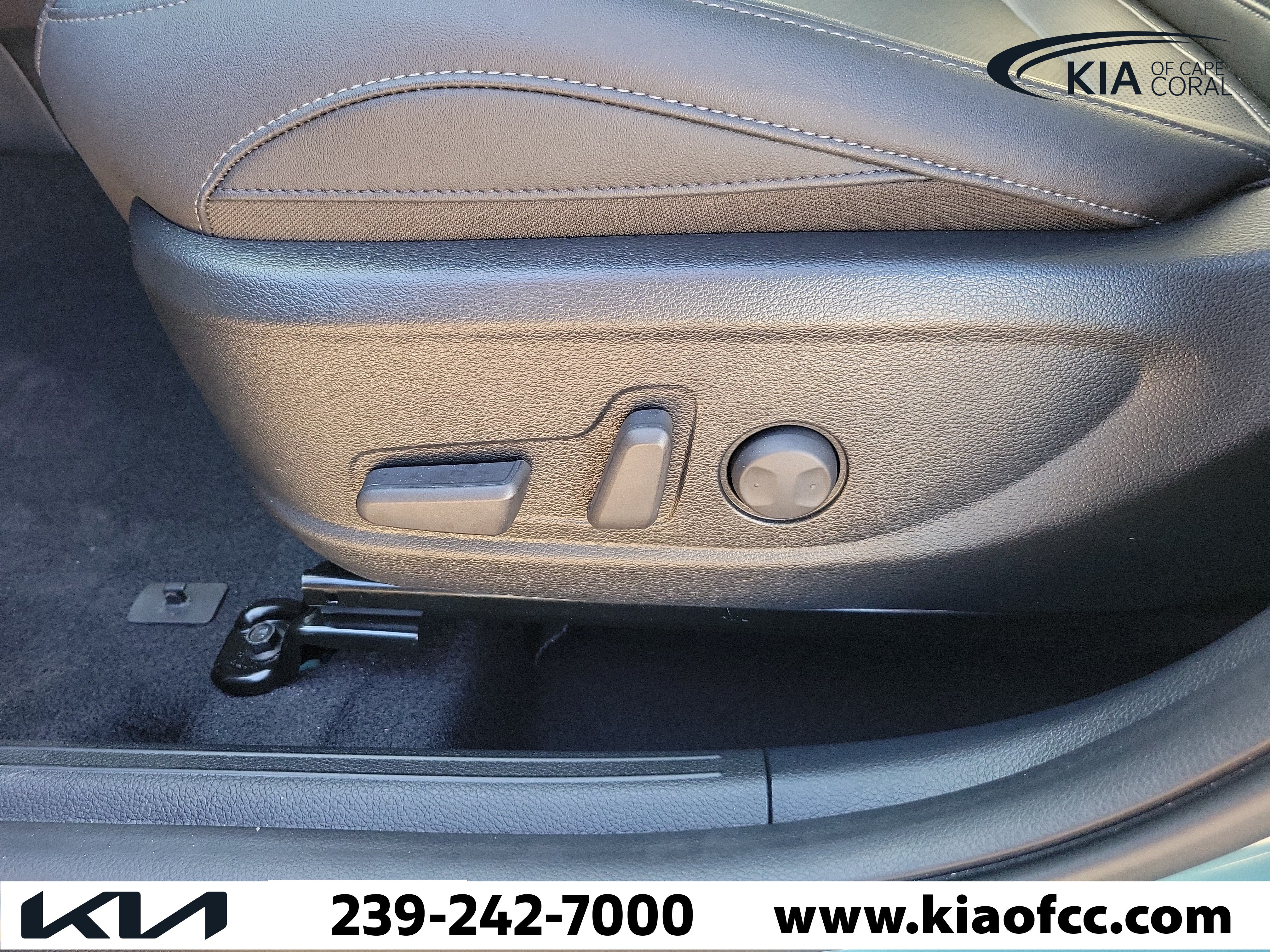 Certified 2026 Kia Seltos EX w/ EX Sunroof Package FWD image 21
