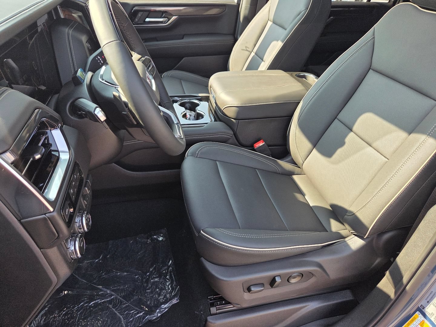 New 2026 GMC Yukon XL Elevation w/ Elevation Premium Package AWD/4WD image 28