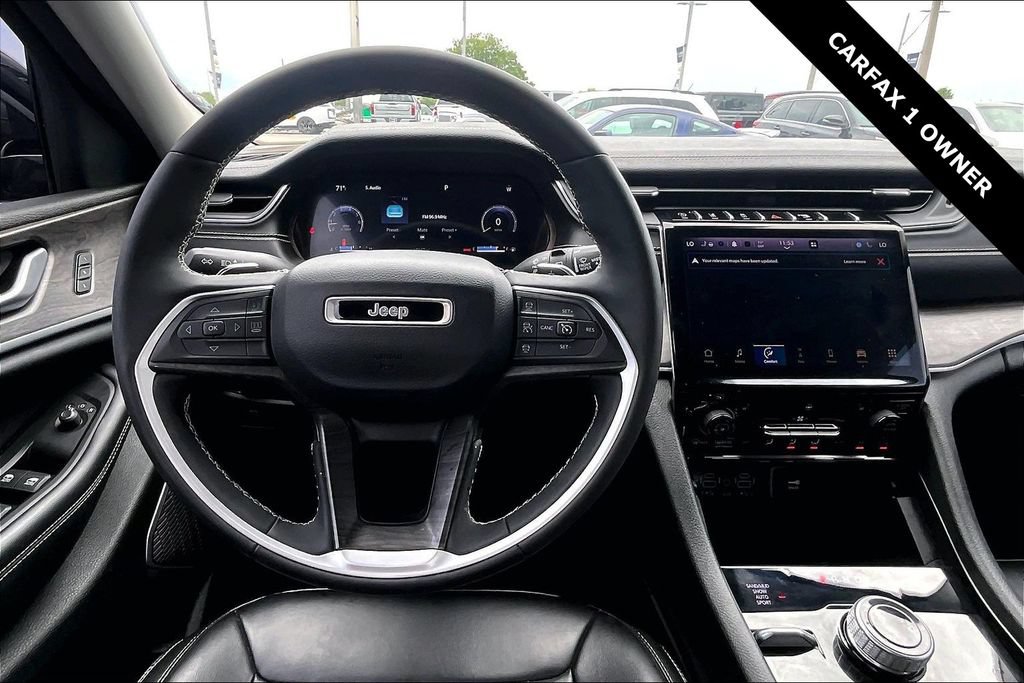 Used 2024 Jeep Grand Cherokee L Limited AWD/4WD image 10
