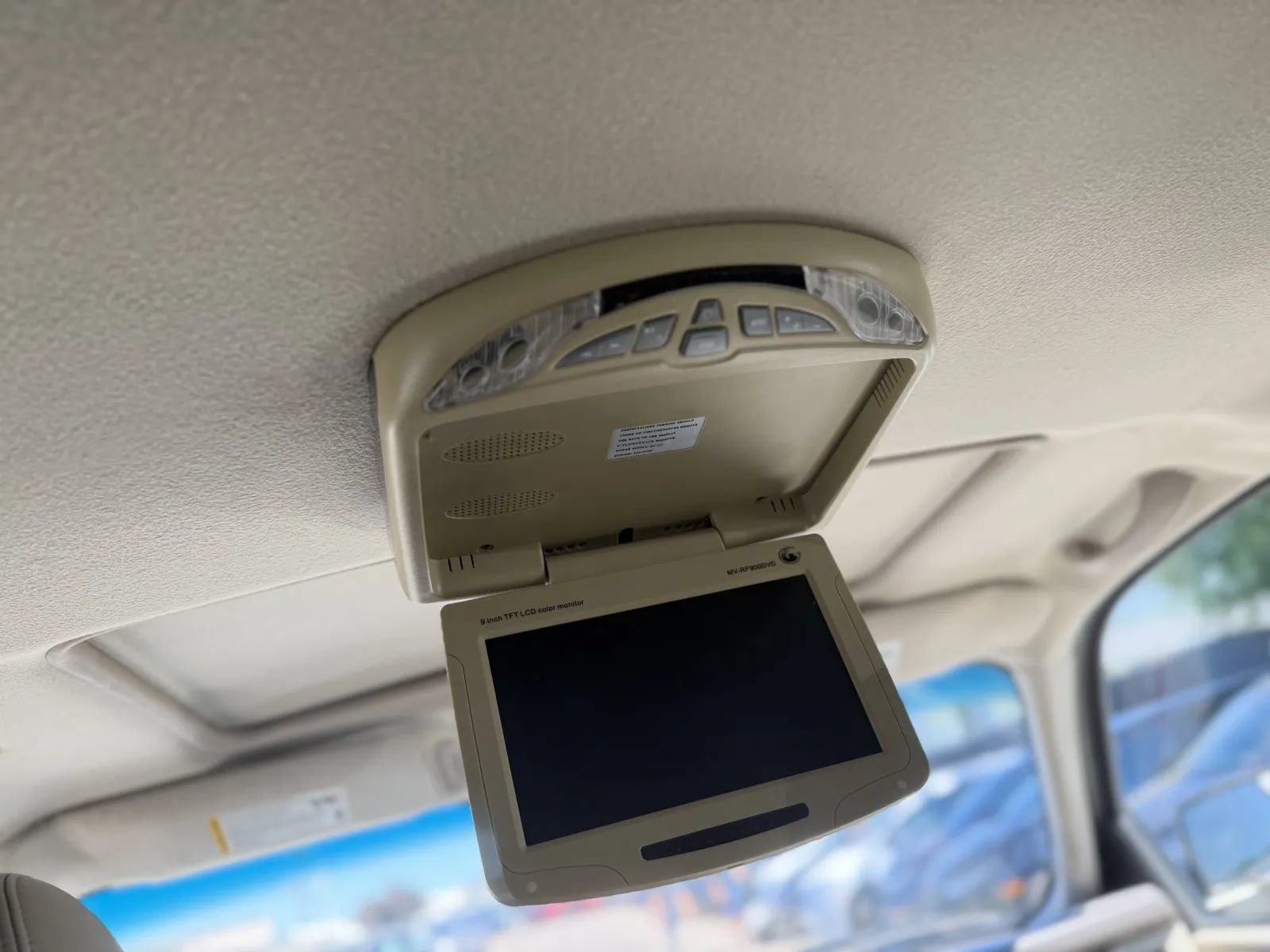 Used 2005 Cadillac Escalade AWD image 33
