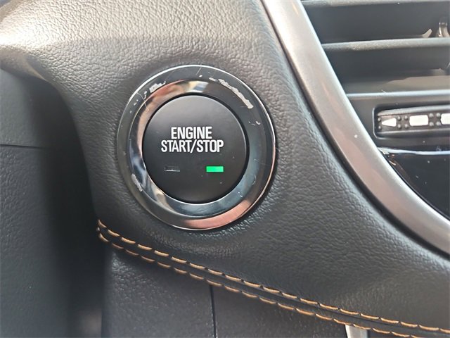 Certified 2022 Chevrolet Trax LT w/ Driver Confidence Package image 17