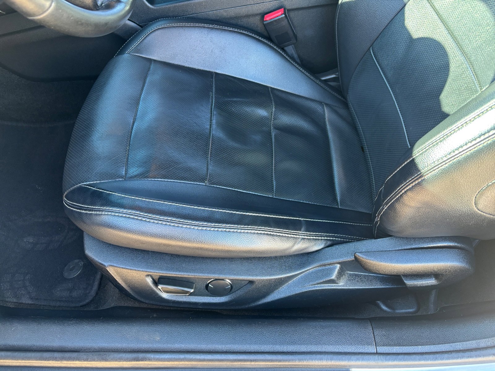 Used 2017 Ford Mustang GT Premium image 13