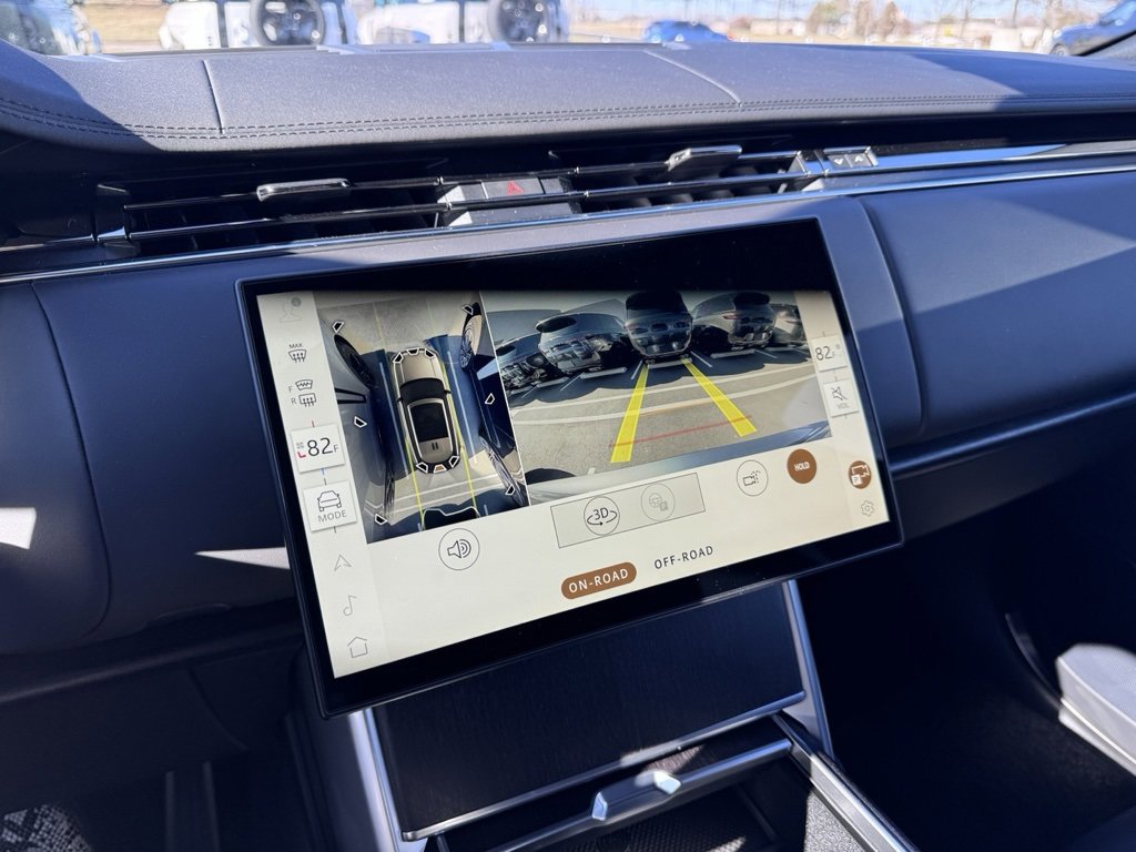 New 2026 Land Rover Range Rover SE image 11