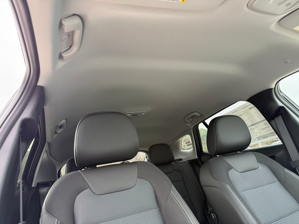 New 2026 Chevrolet Trax LT w/ Driver Confidence Package FWD image 8