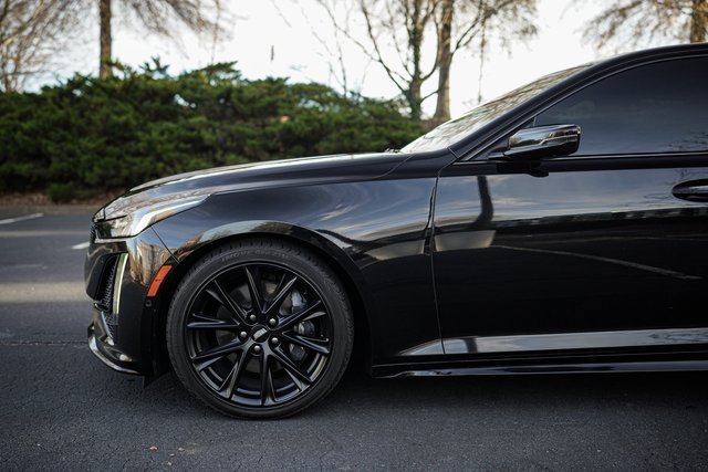 Used 2023 Cadillac CT5 V w/ Premium Package image 5