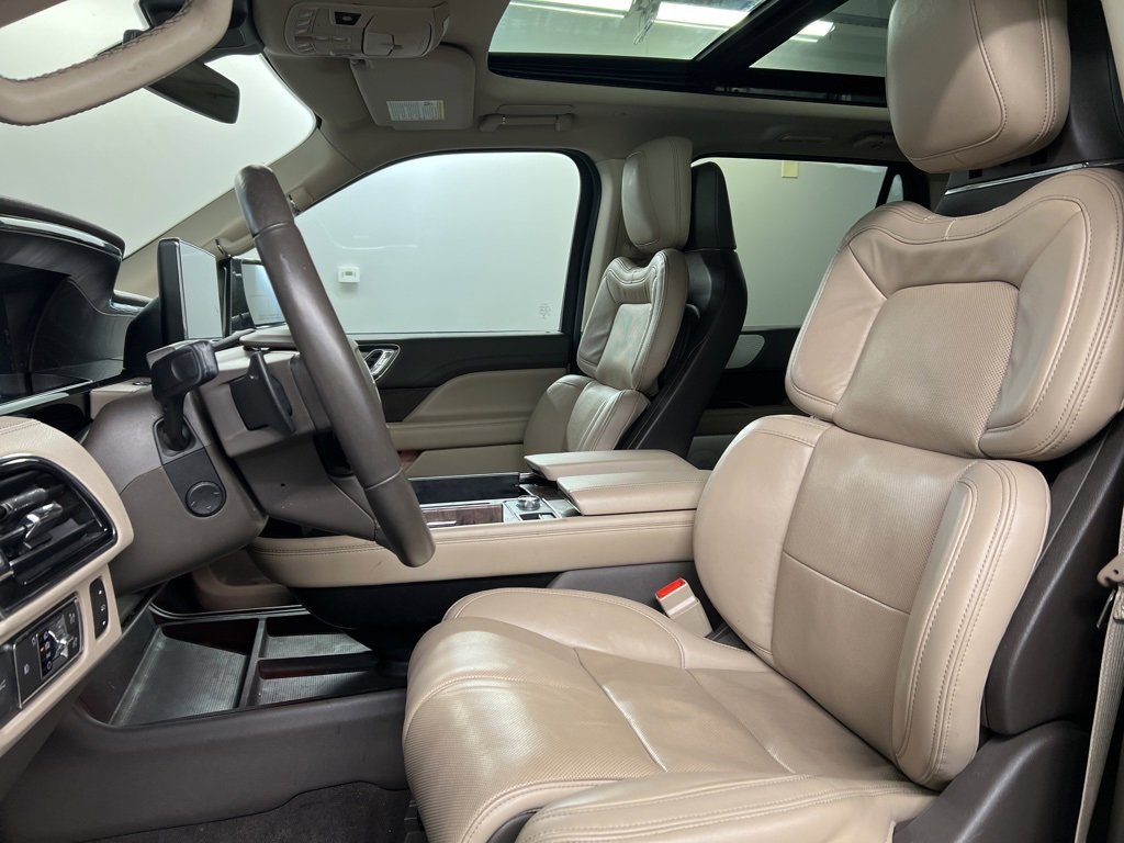 Certified 2022 Lincoln Navigator L Reserve image 25