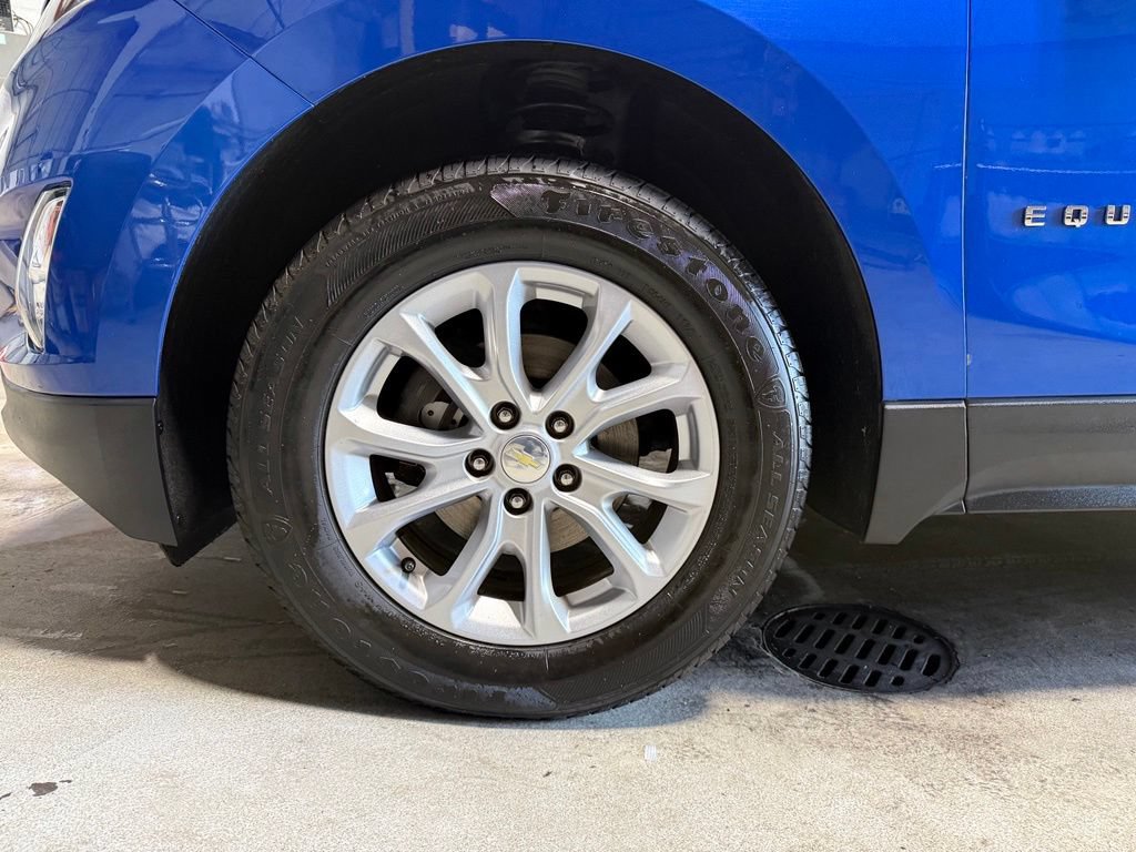 Used 2019 Chevrolet Equinox LS w/ LS Convenience Package AWD/4WD image 32
