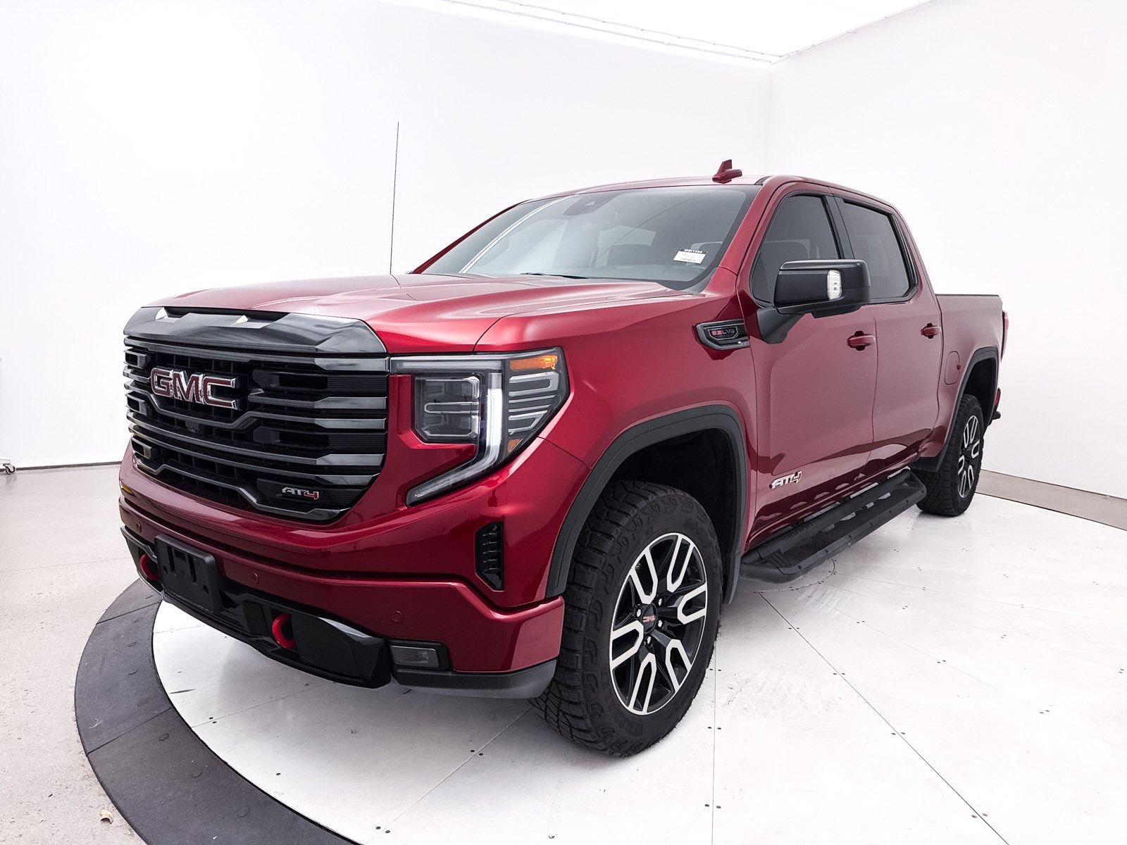 Used 2023 GMC Sierra 1500 AT4 w/ AT4 Preferred Package AWD/4WD image 31