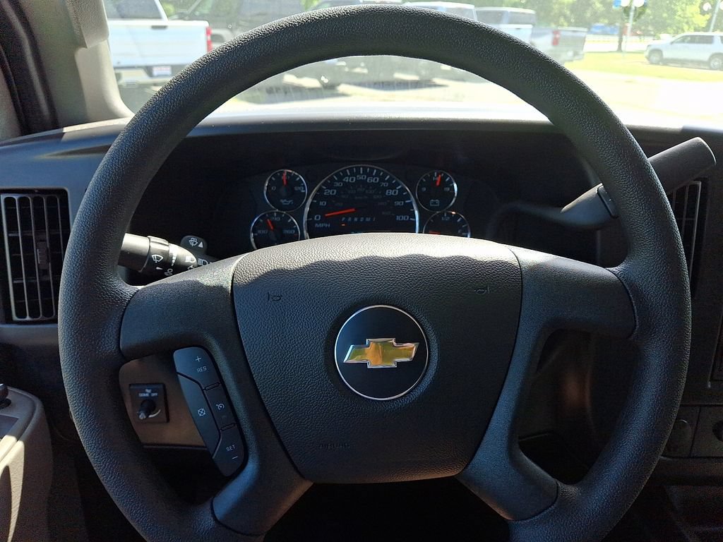 New 2026 Chevrolet Express 2500 w/ Driver Convenience Package RWD image 13