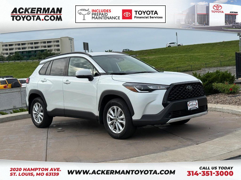 Used 2023 Toyota Corolla Cross LE AWD/4WD image 1