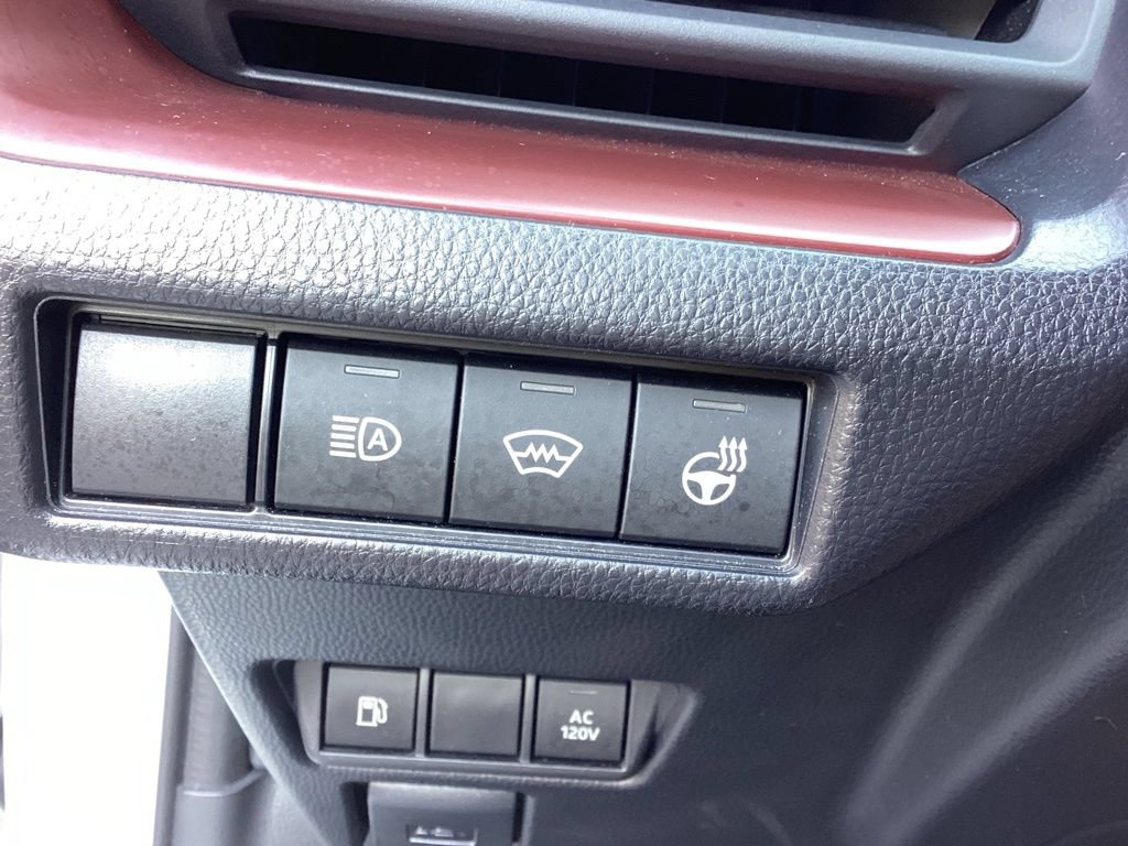Used 2024 Toyota Prius Prime FWD image 19