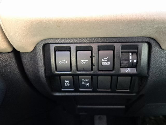 Used 2022 Subaru Ascent Limited w/ Technology Package AWD/4WD image 25